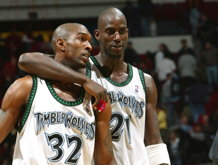 篮球直播-小卡结果将如何？森林狼2000年阴阳合同成为NBA管理层的永恒噩梦