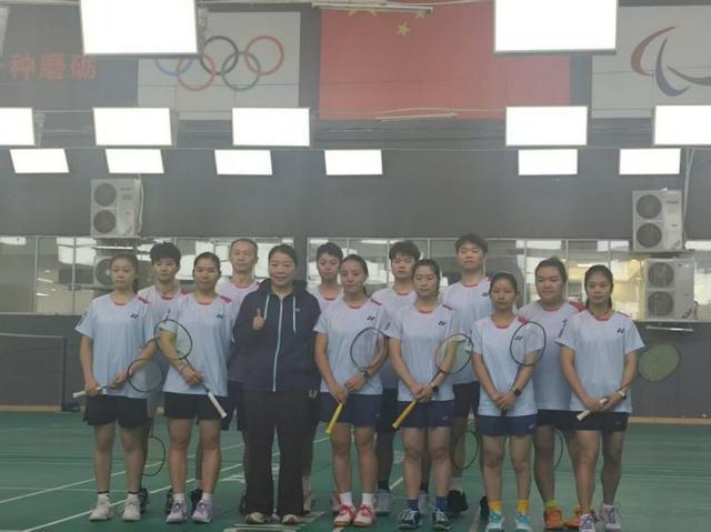 篮球直播-贵州省残疾人羽毛球队：用球拍打破命运桎梏，用拼搏定义人生